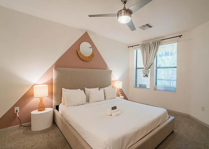 Boulevard Modern Roosevelt Row 2br Pool Gym 6 Apartment Phoenix