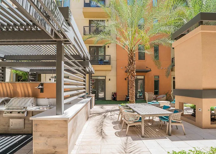 Boulevard Modern Roosevelt Row 2br Pool Gym 6 Apartment *