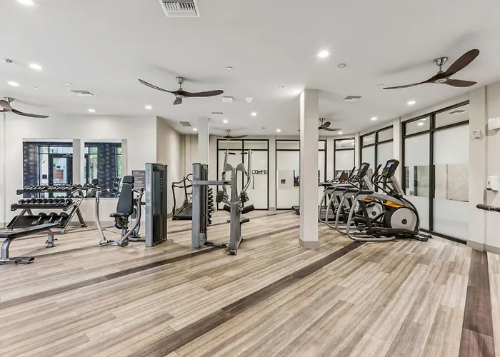 Boulevard Modern Roosevelt Row 2br Pool Gym 6 Apartment Phoenix
